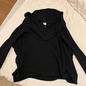 FREE PEOPLE black sweater in size medium